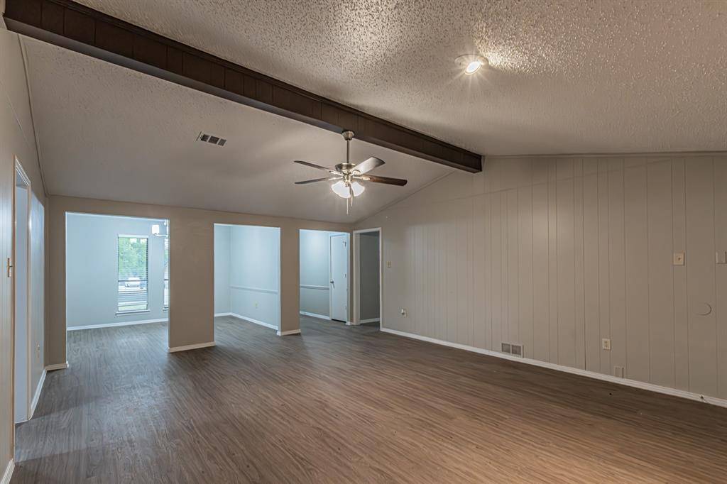 911 Cambridge Drive, Duncanville, TX 75137