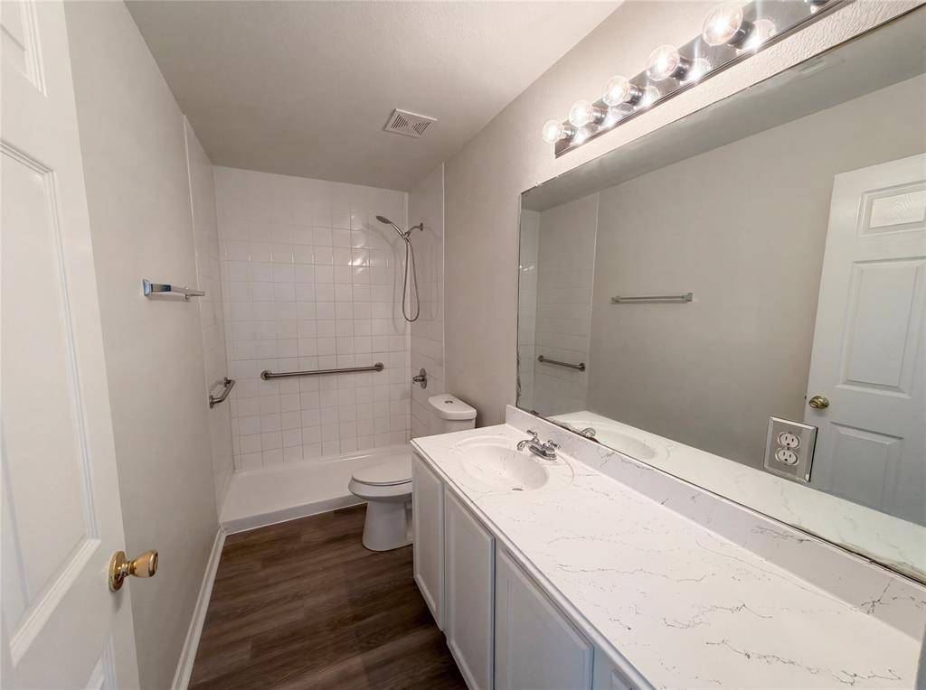 916 Matagorda Lane, Desoto, TX 75115