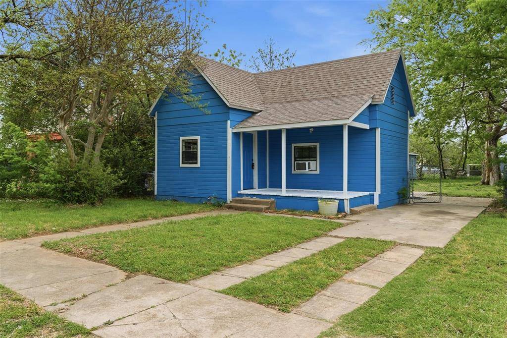 127 E Walker Street, Denison, TX 75021