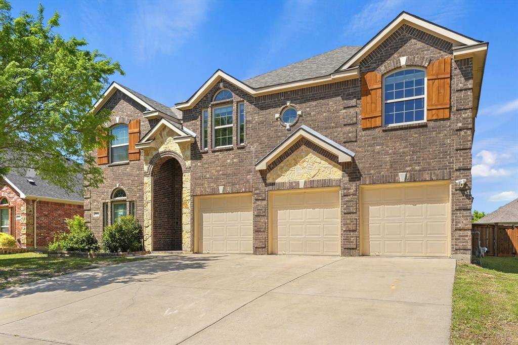 2824 Pino, Grand Prairie, TX 75054