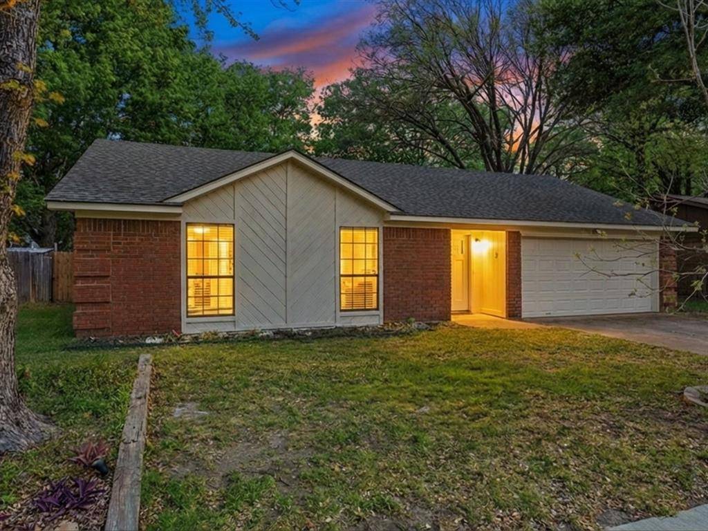 661 Clover Lane, Keller, TX 76248