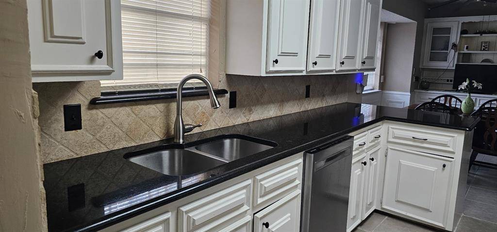 5836 Marview Lane, Dallas, TX 75227