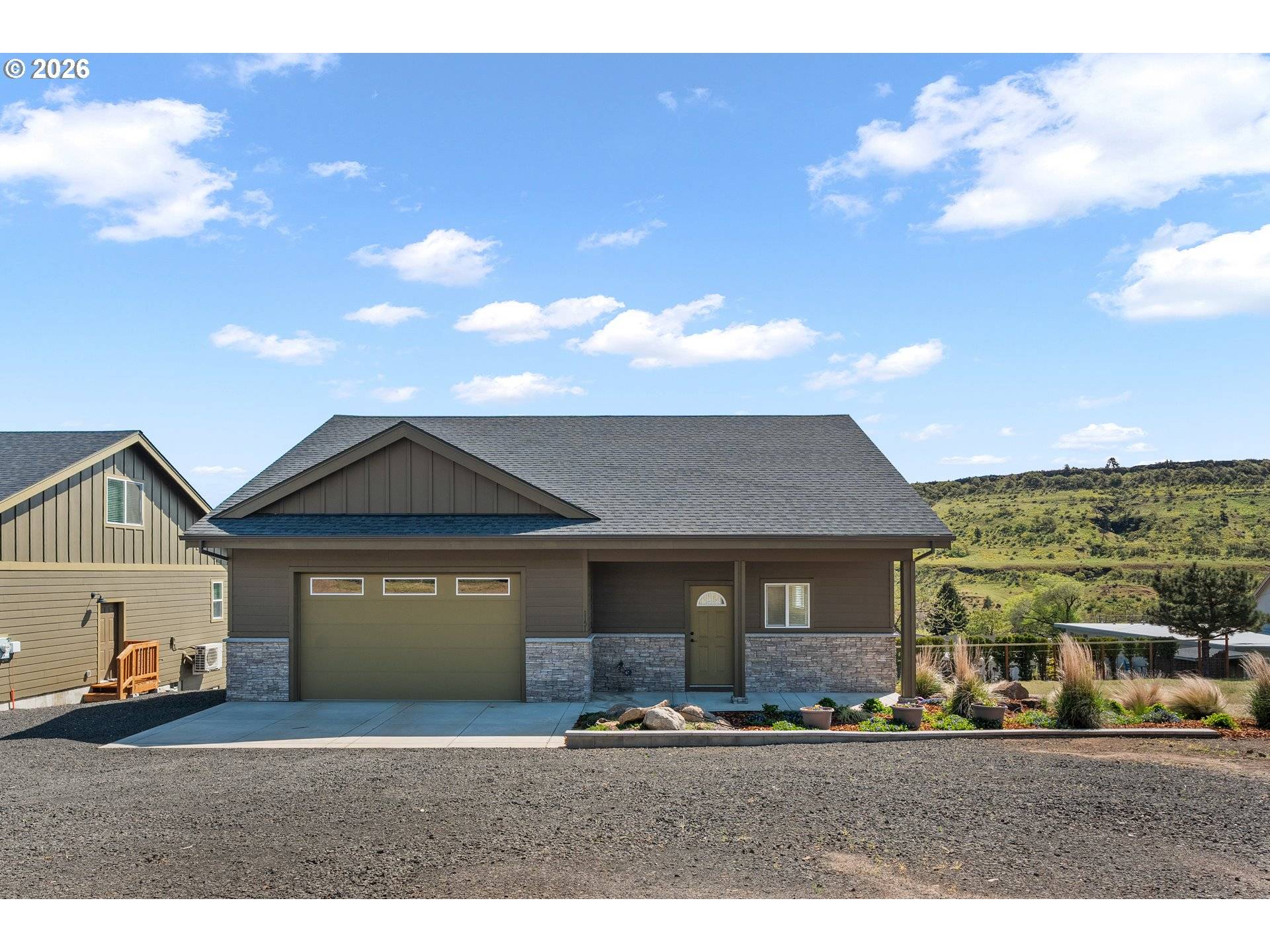 1151 W Pine ST, The Dalles, OR 97058