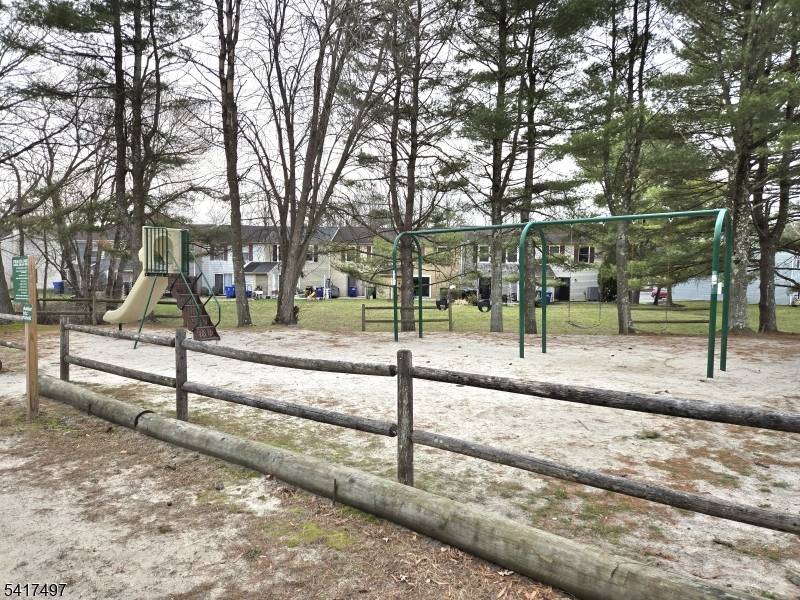 21 Waterview Ct, Evesham Twp., NJ 08053