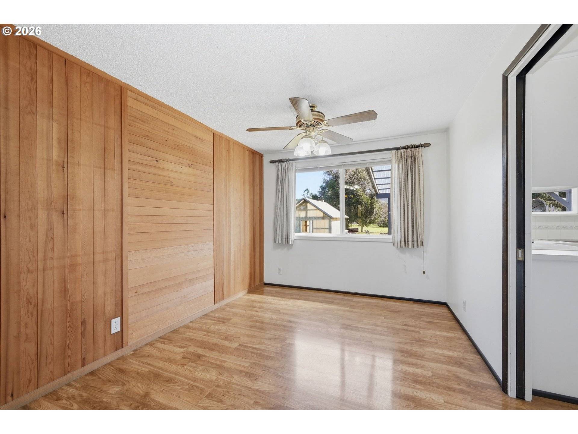 82281 PARVIN RD, Dexter, OR 97431