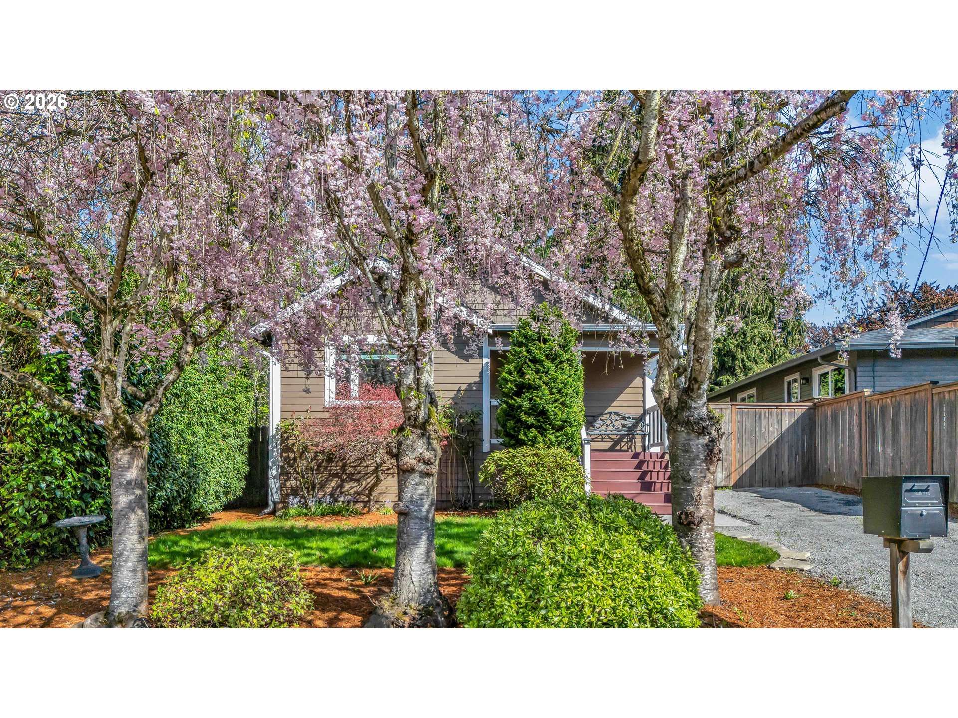 1208 W MCLOUGHLIN BLVD, Vancouver, WA 98660