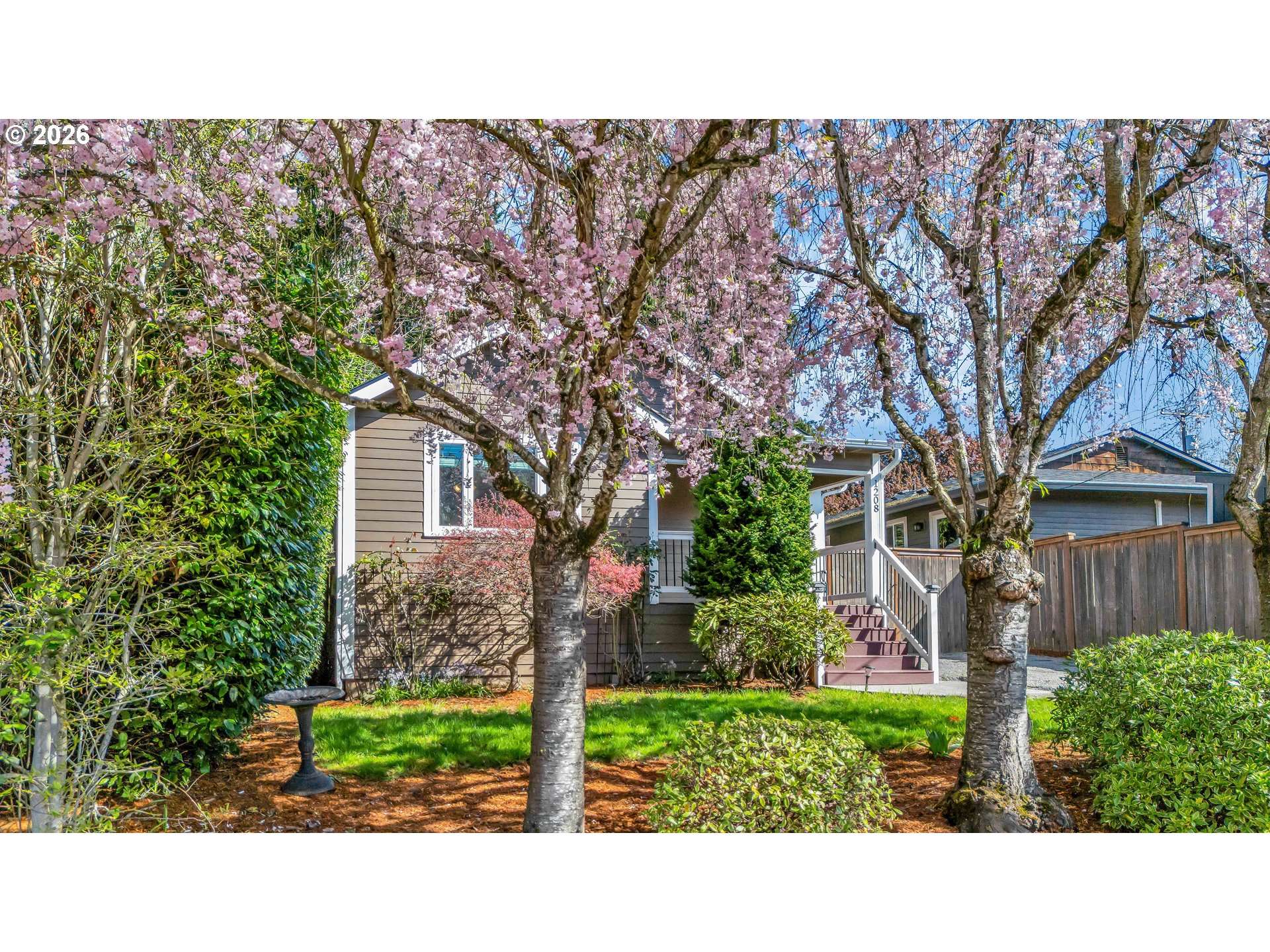 1208 W MCLOUGHLIN BLVD, Vancouver, WA 98660
