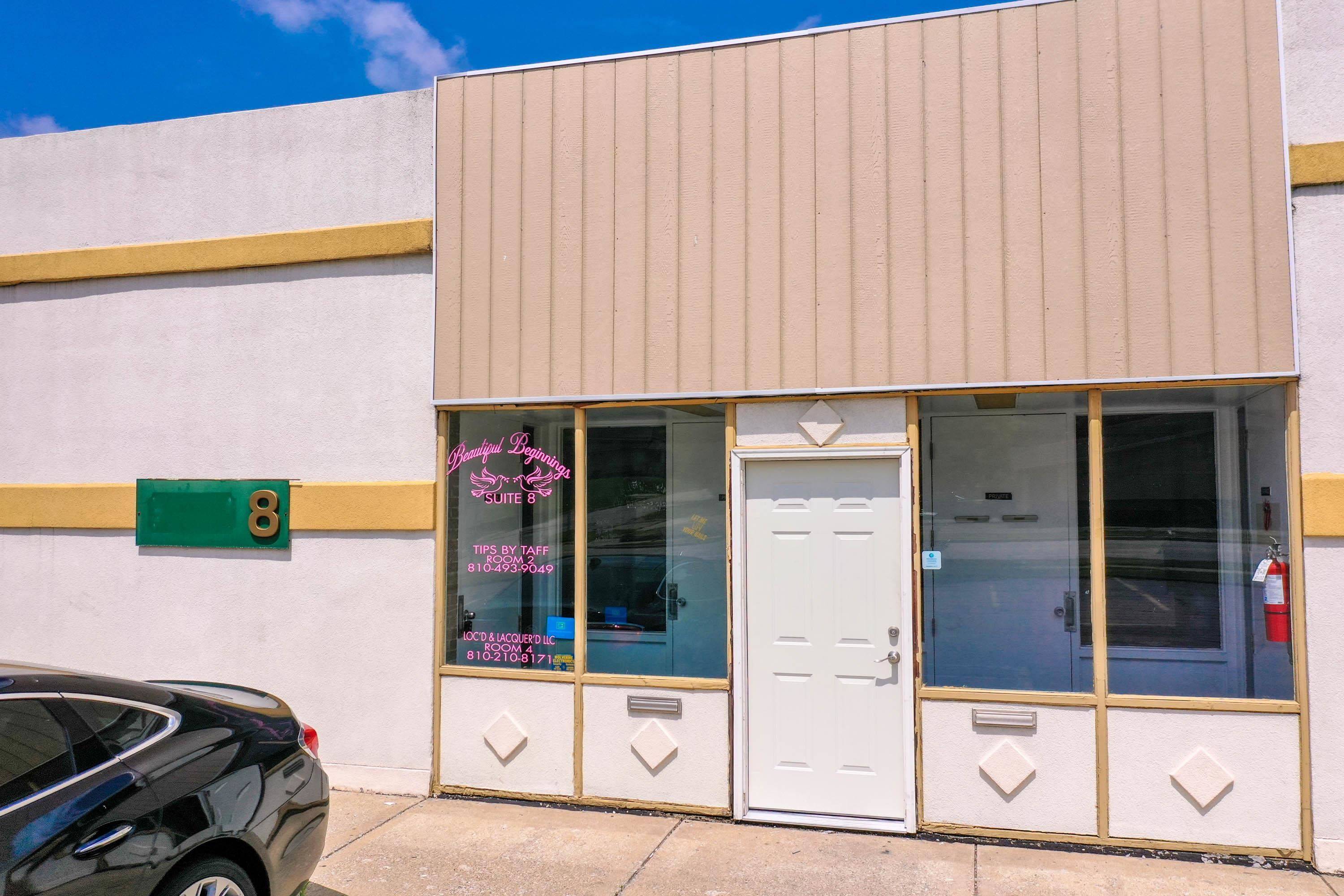 2710 W Court #11 & #12 ST, Flint, MI 48503