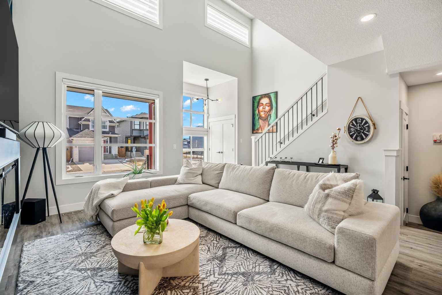 262 Belmont Heath SW, Calgary, AB T2X 4N4