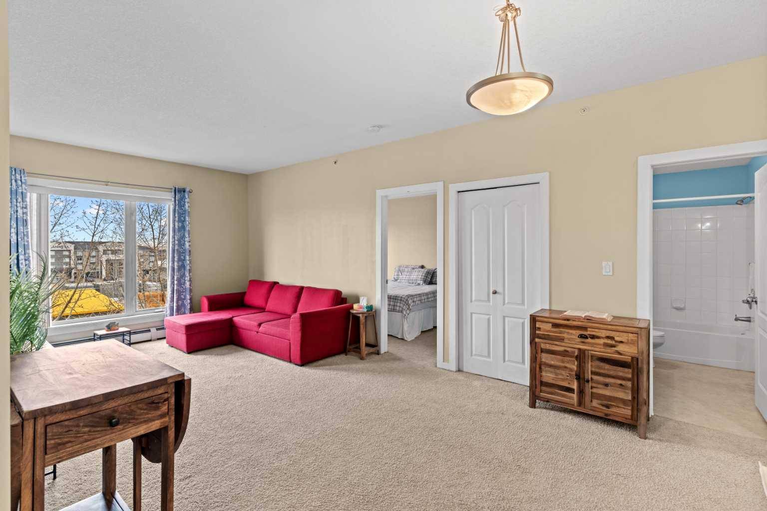 604 East Lake BLVD NE #1404, Airdrie, AB T4A 0G6