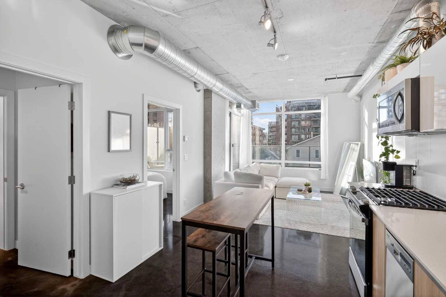 1319 14 AVE SW #203, Calgary, AB T3C 0W3