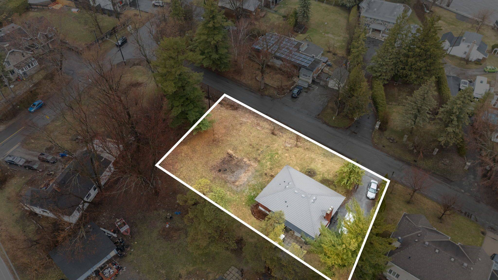 28 Myrle AVE, Crystal Bay - Rocky Point - Bayshore, ON K2H 8E6