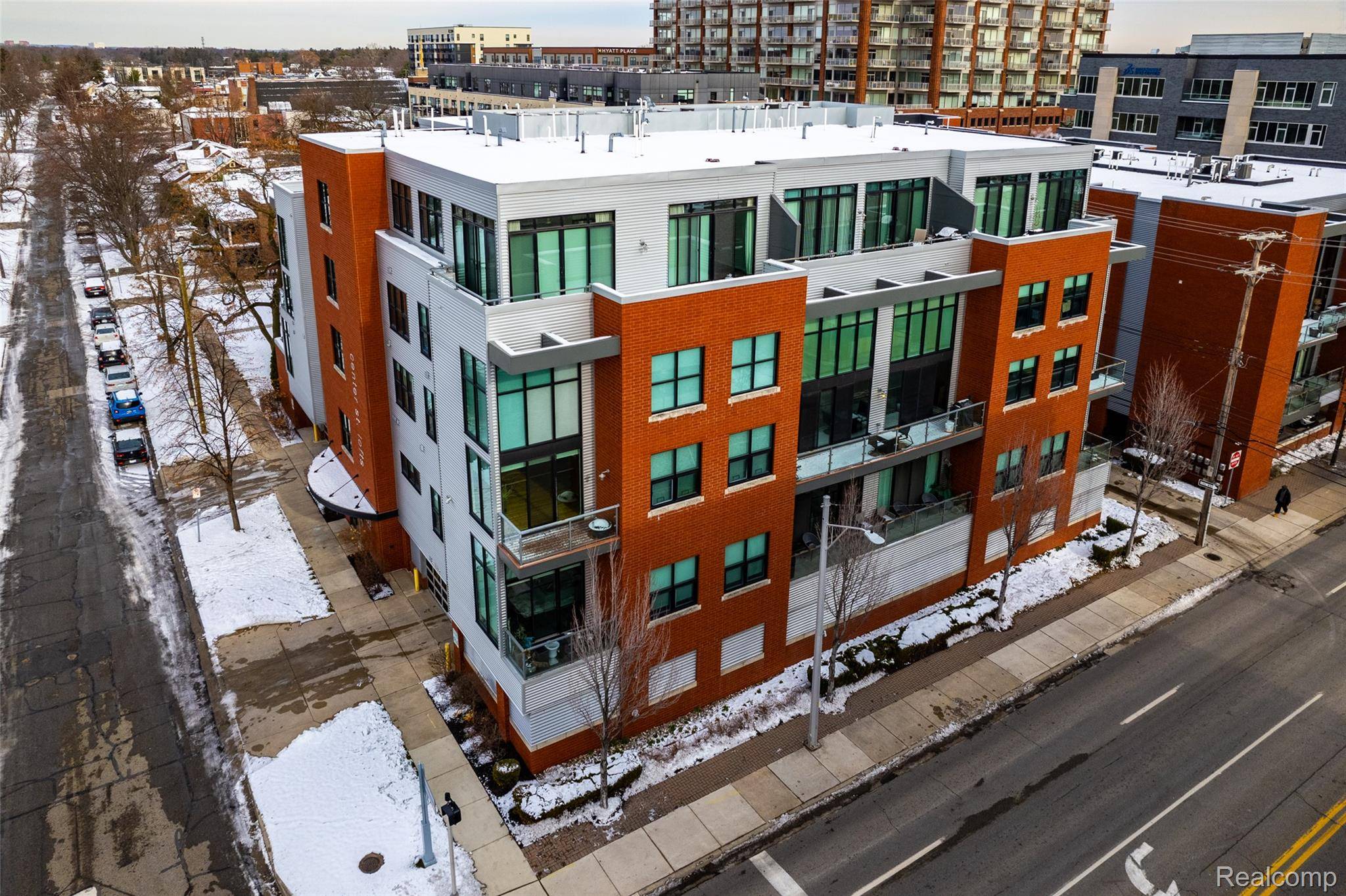 100 N Center ST #206, Royal Oak, MI 48067