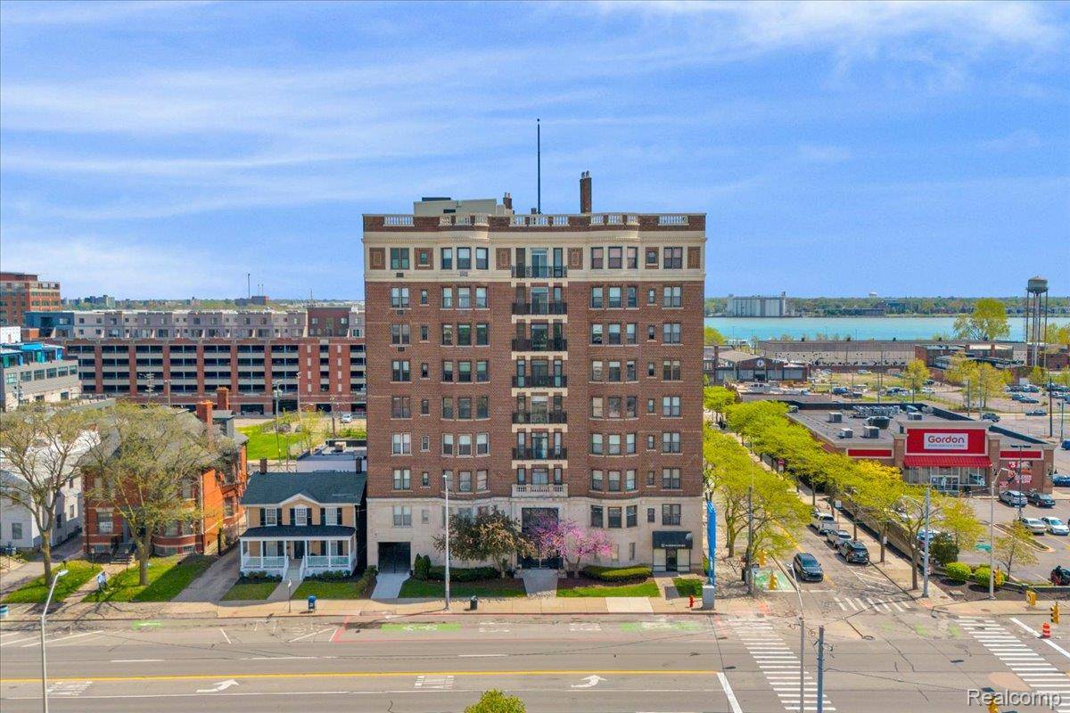 2900 E Jefferson AVE #D201, Detroit, MI 48207