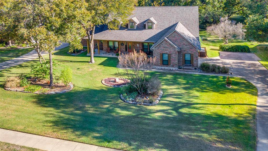 1838 Plum Creek Drive, Midlothian, TX 76065
