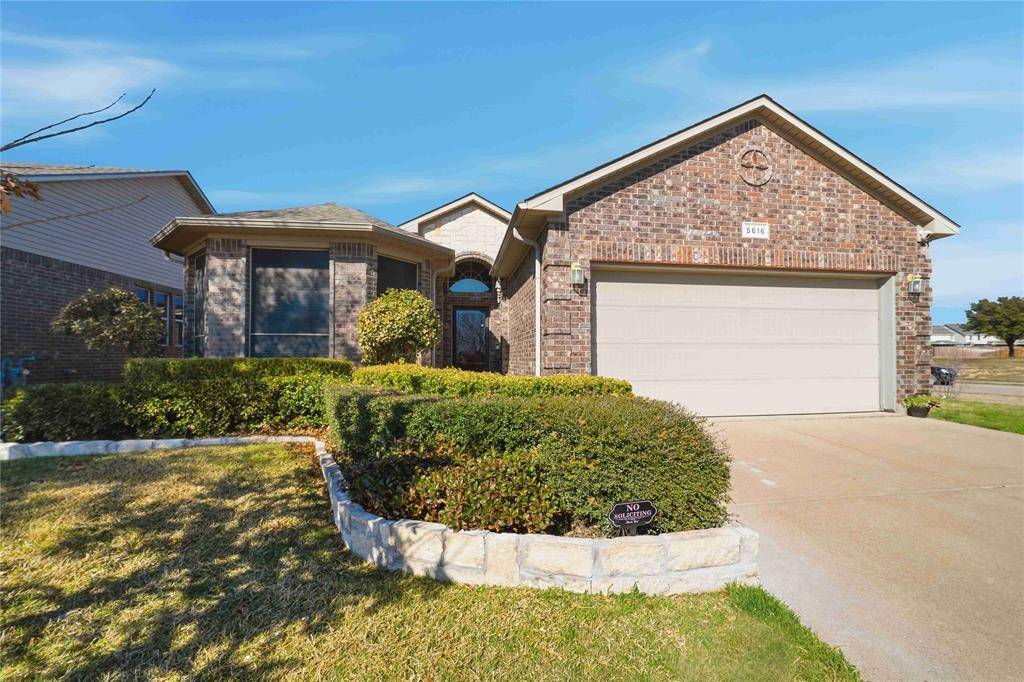 5616 Paluxy Sands Trail, Fort Worth, TX 76179