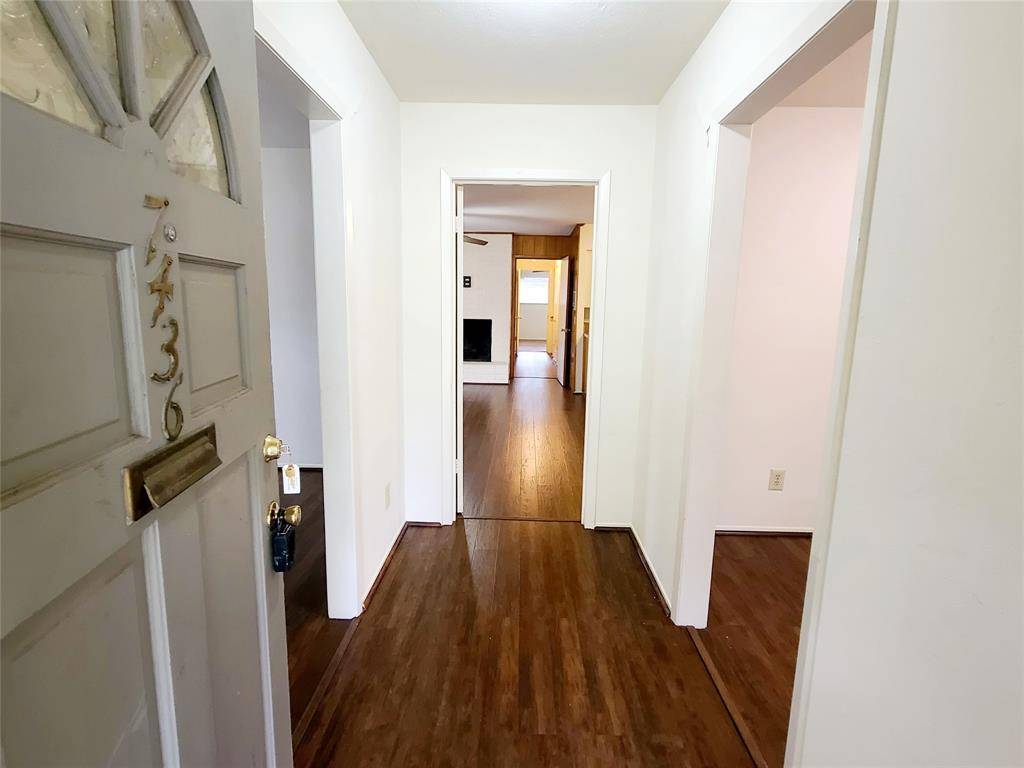 7434 Brentcove Circle, Dallas, TX 75214