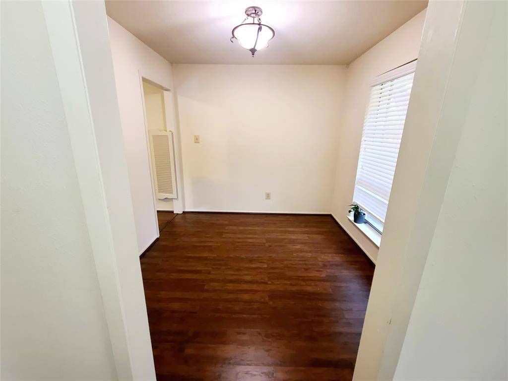 7434 Brentcove Circle, Dallas, TX 75214