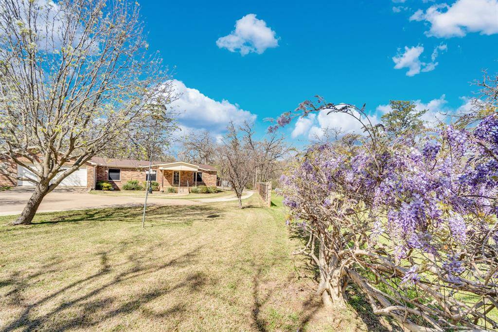 5805 Rendon Estates Road, Mansfield, TX 76063