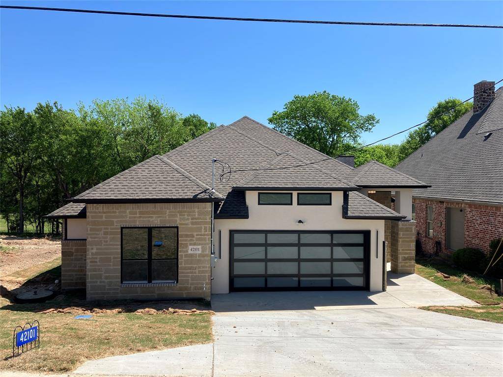 42101 Crooked Stick Drive, Whitney, TX 76692