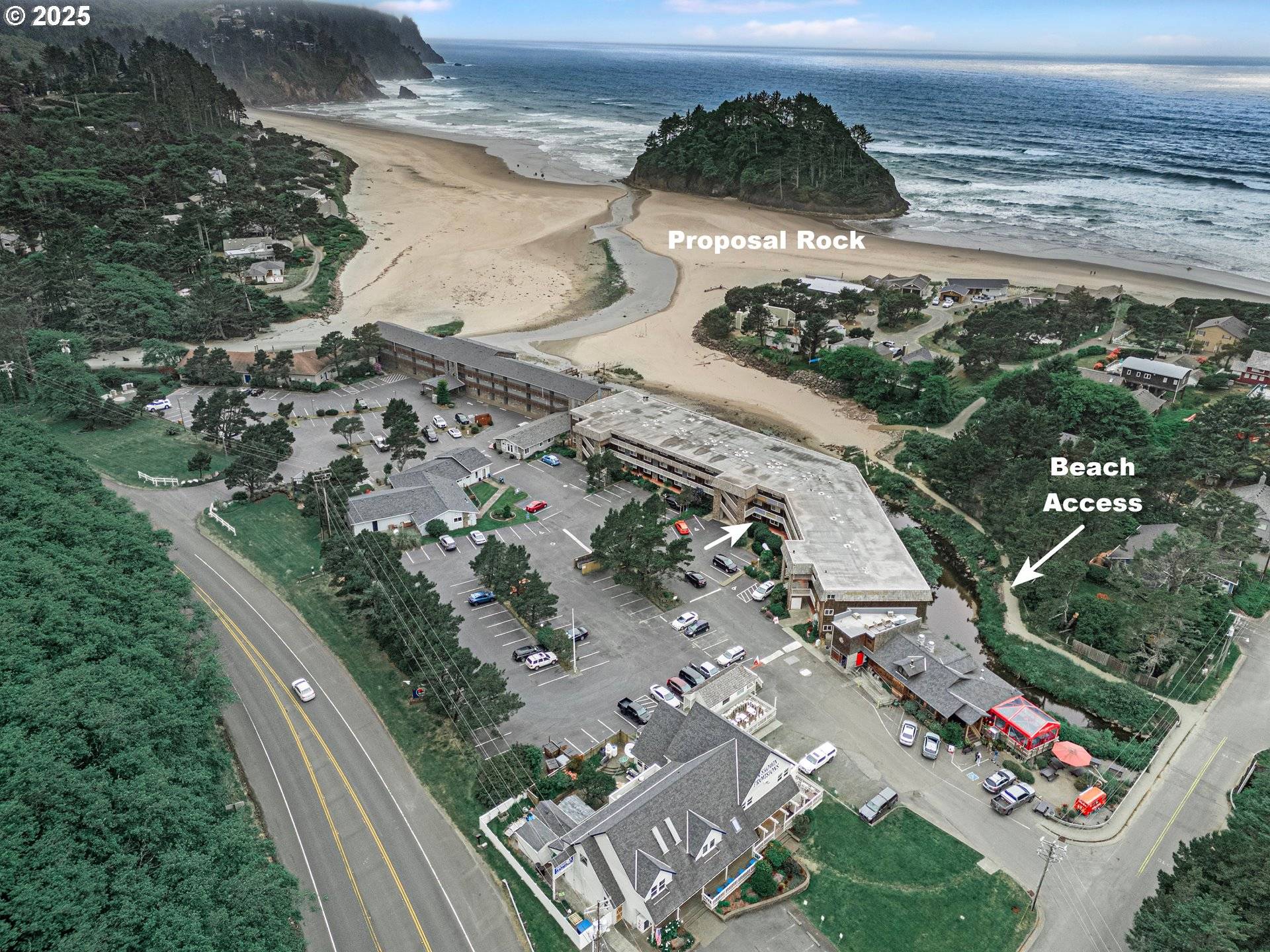 48988 US Highway 101, Neskowin, OR 97149