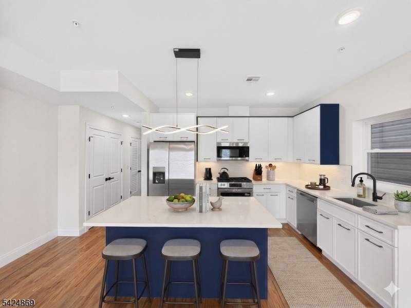 Address not disclosed, Newark City, NJ 07103