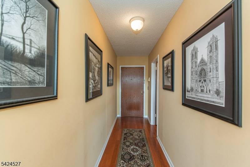 300 Main St #704, Little Falls Twp., NJ 07424