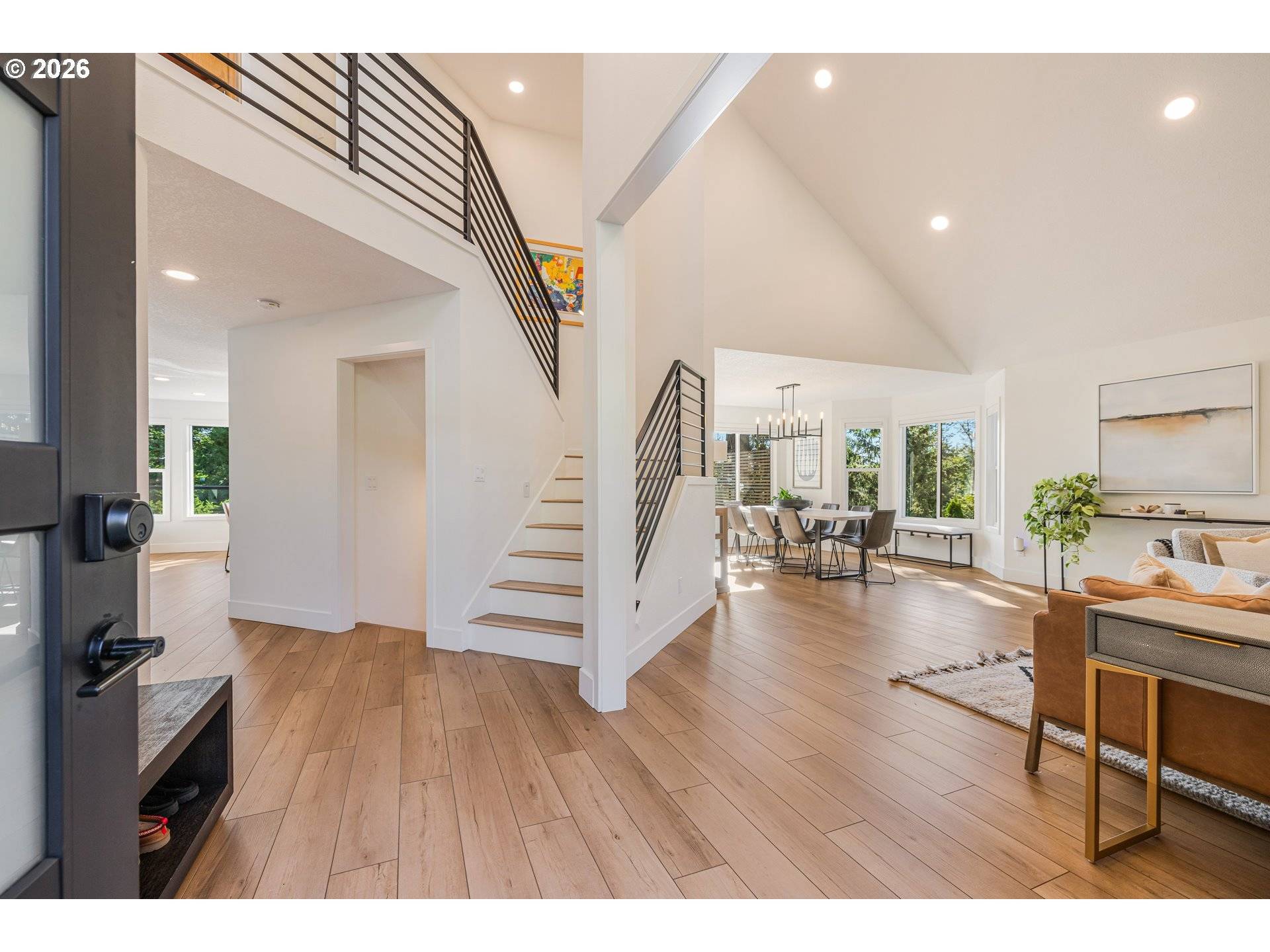 9 HIDALGO ST, Lake Oswego, OR 97035