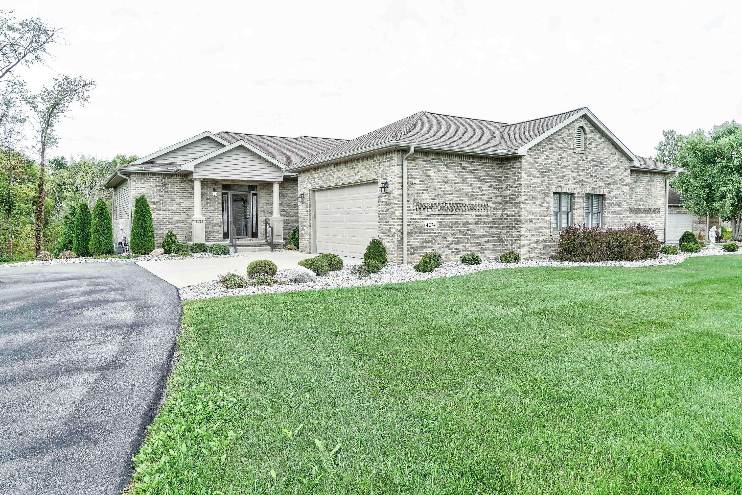 4274 Evergreen RD #14, Adrian City, MI 49221