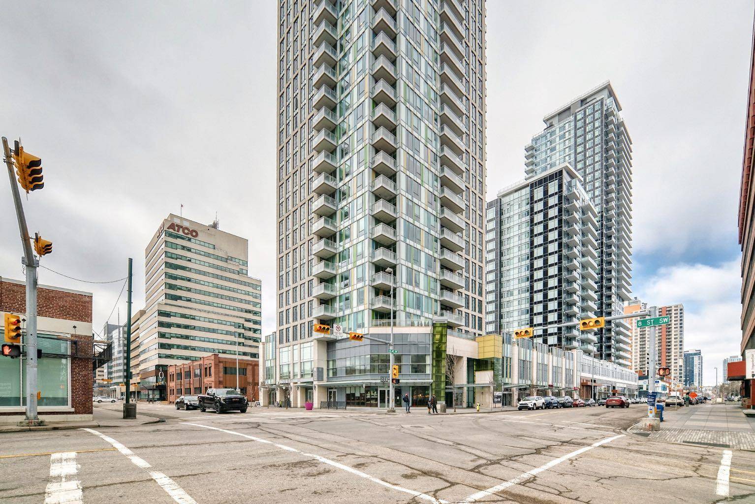 901 10 AVE SW #2804, Calgary, AB T2R 0B5