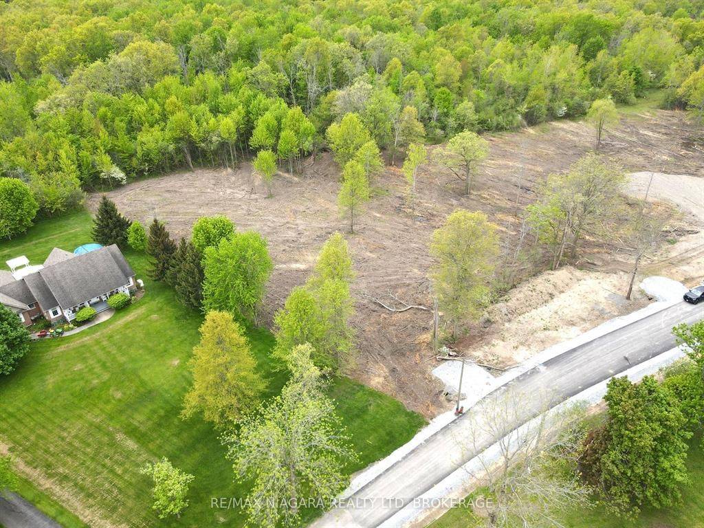 2121 Houck CRES, Fort Erie, ON L2A 5M4