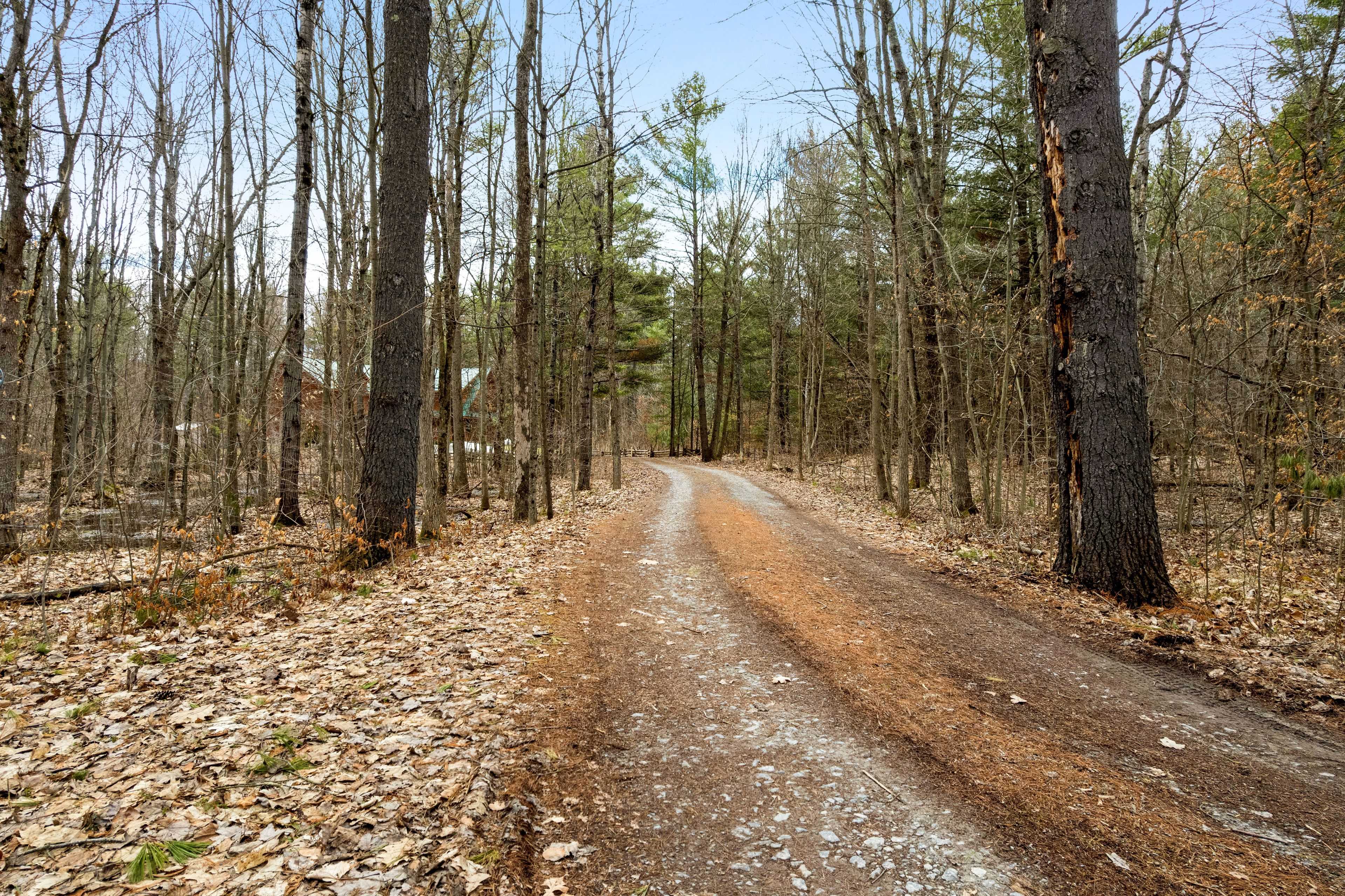 145 Mallens RD, Rideau Lakes, ON K0G 1E0