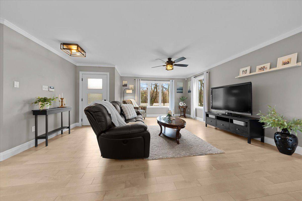 924 County 9 RD, Alfred And Plantagenet, ON K0B 1C0