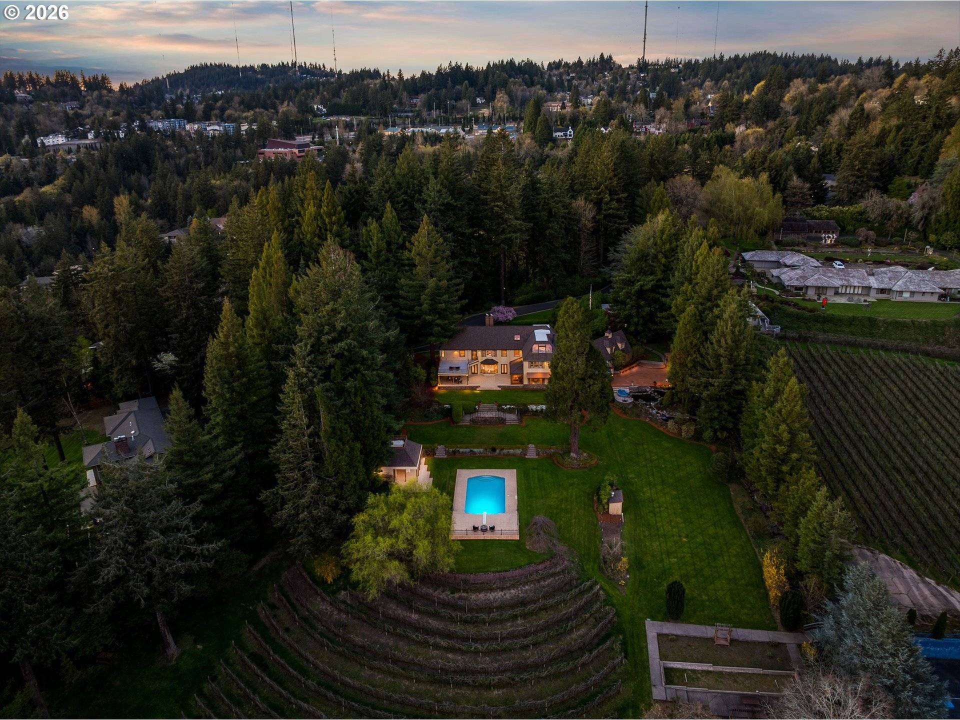 2732 SW Scholls Ferry RD, Portland, OR 97221