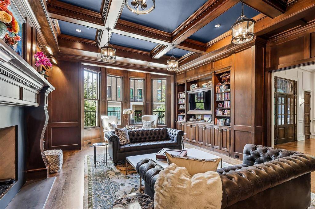 201 Park Ridge Boulevard, Southlake, TX 76092