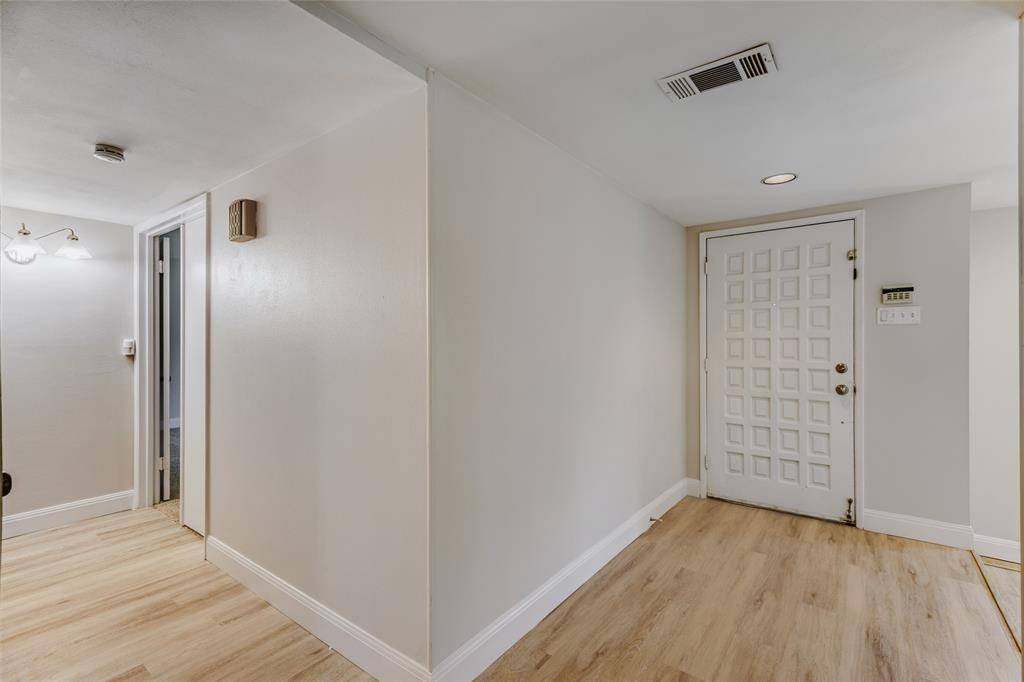 6639 Winterwood Lane, Dallas, TX 75248