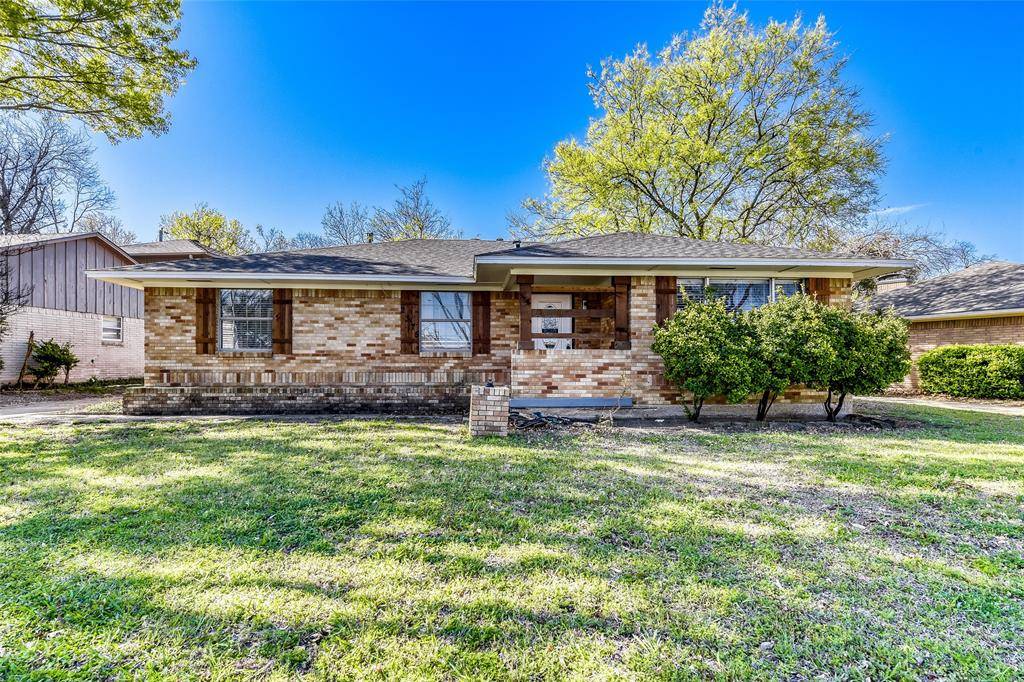 2375 Saint Francis Avenue, Dallas, TX 75228