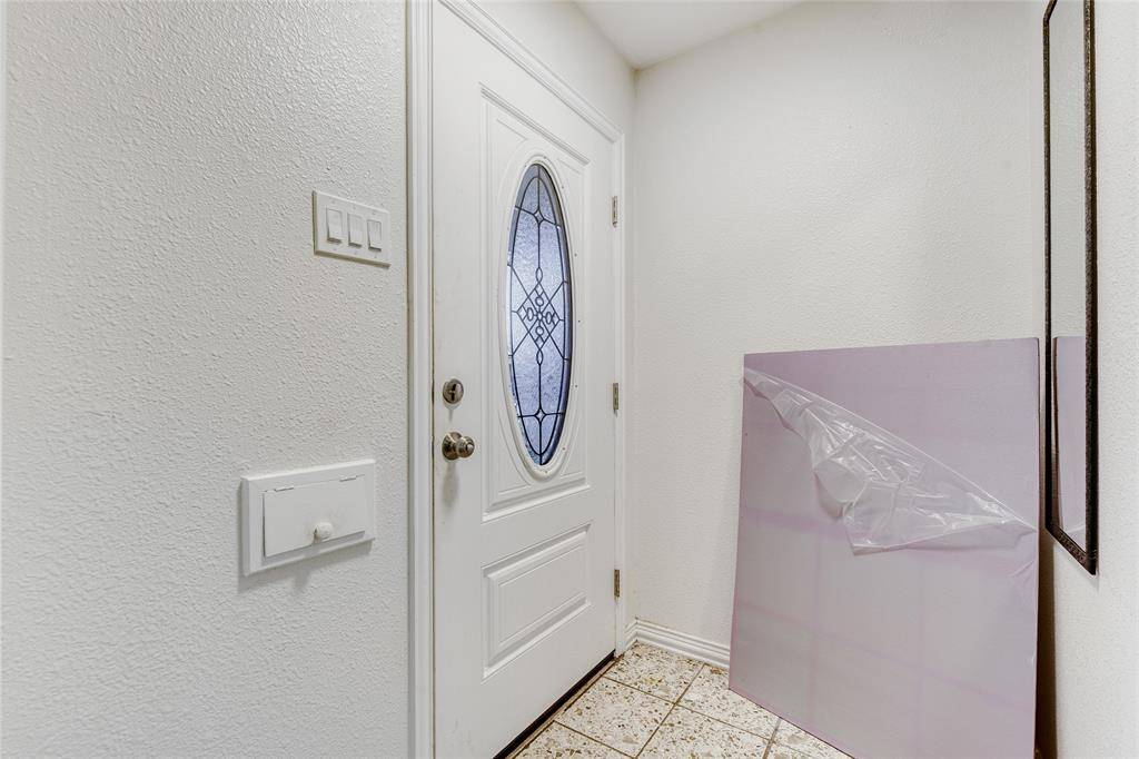 2375 Saint Francis Avenue, Dallas, TX 75228