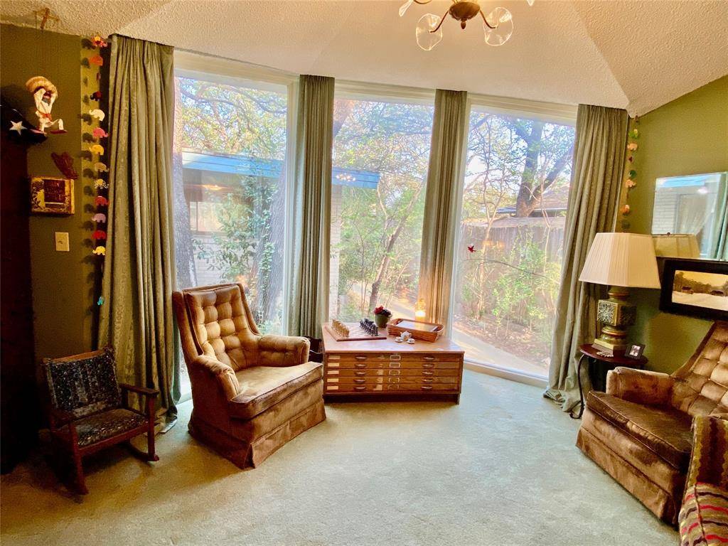 2013 Mill Creek Drive, Arlington, TX 76010