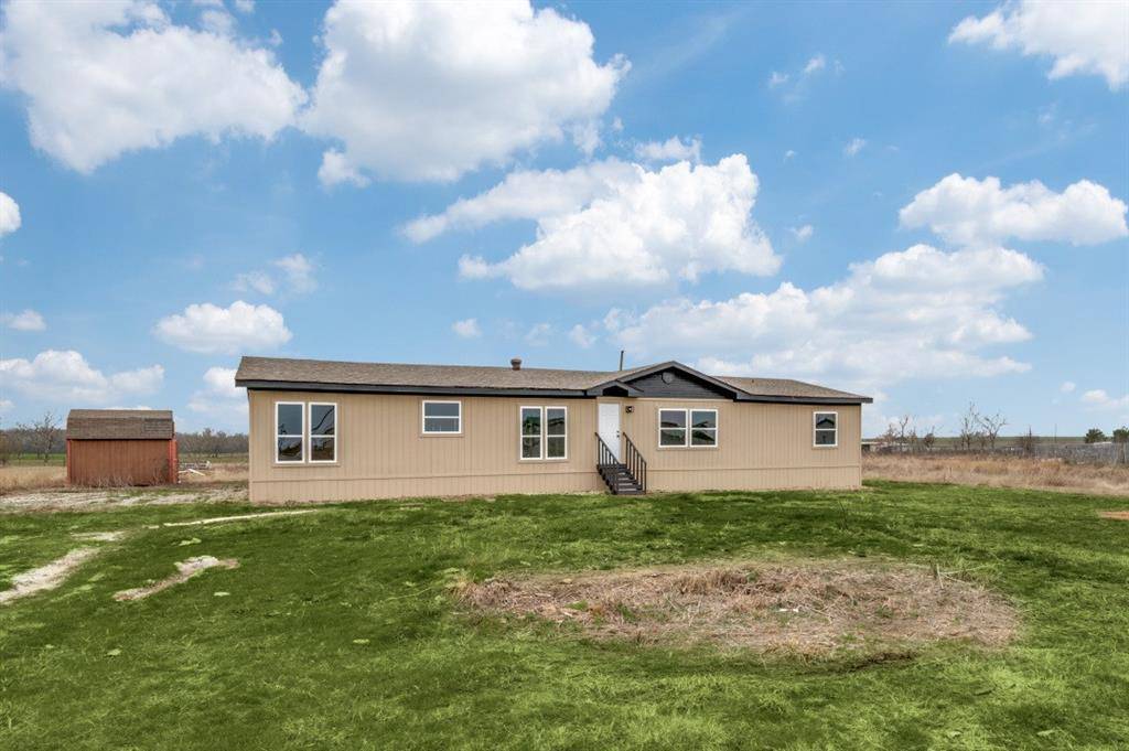 140 Terri Drive, Collinsville, TX 76233