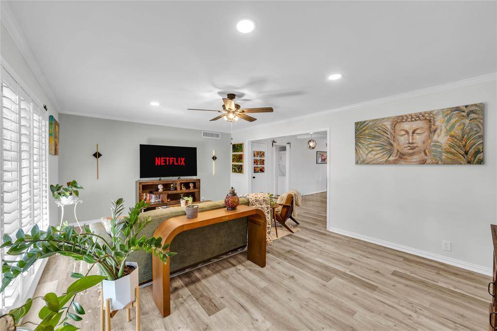 6119 Bandera Avenue #A, Dallas, TX 75225