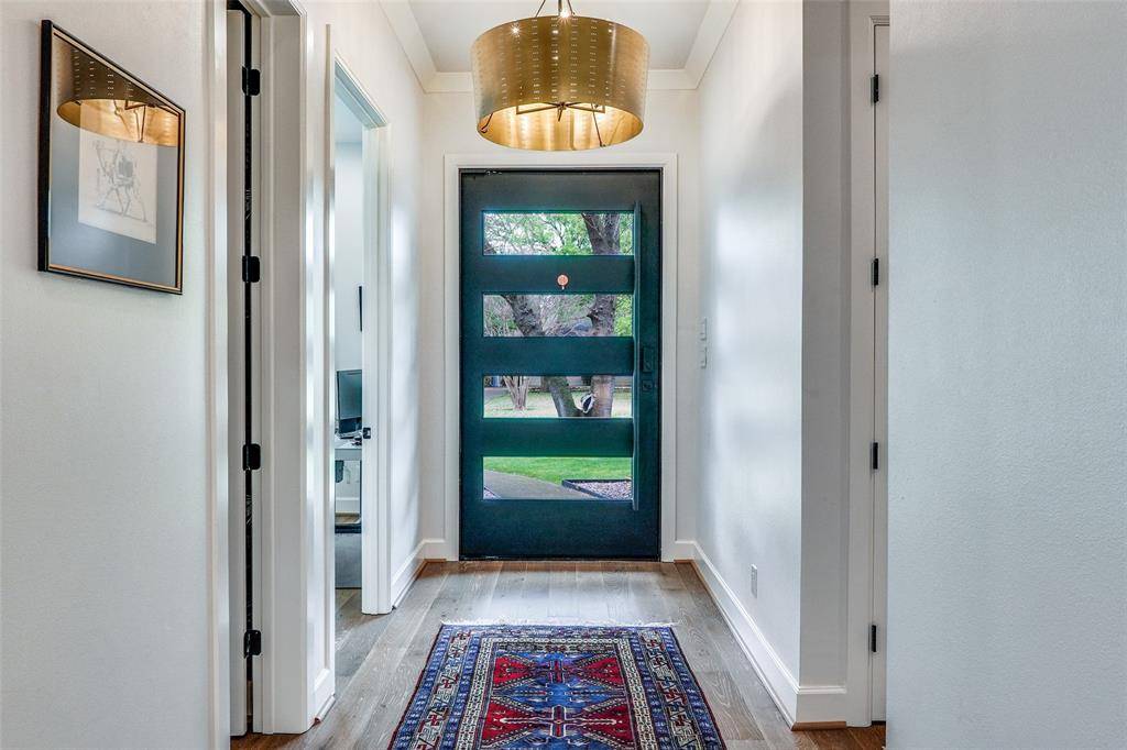 4034 Alta Vista Lane, Dallas, TX 75229