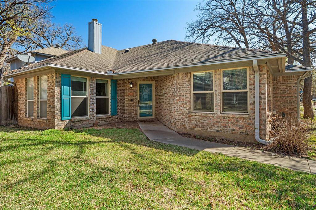 1003 W Lovers Lane, Arlington, TX 76013