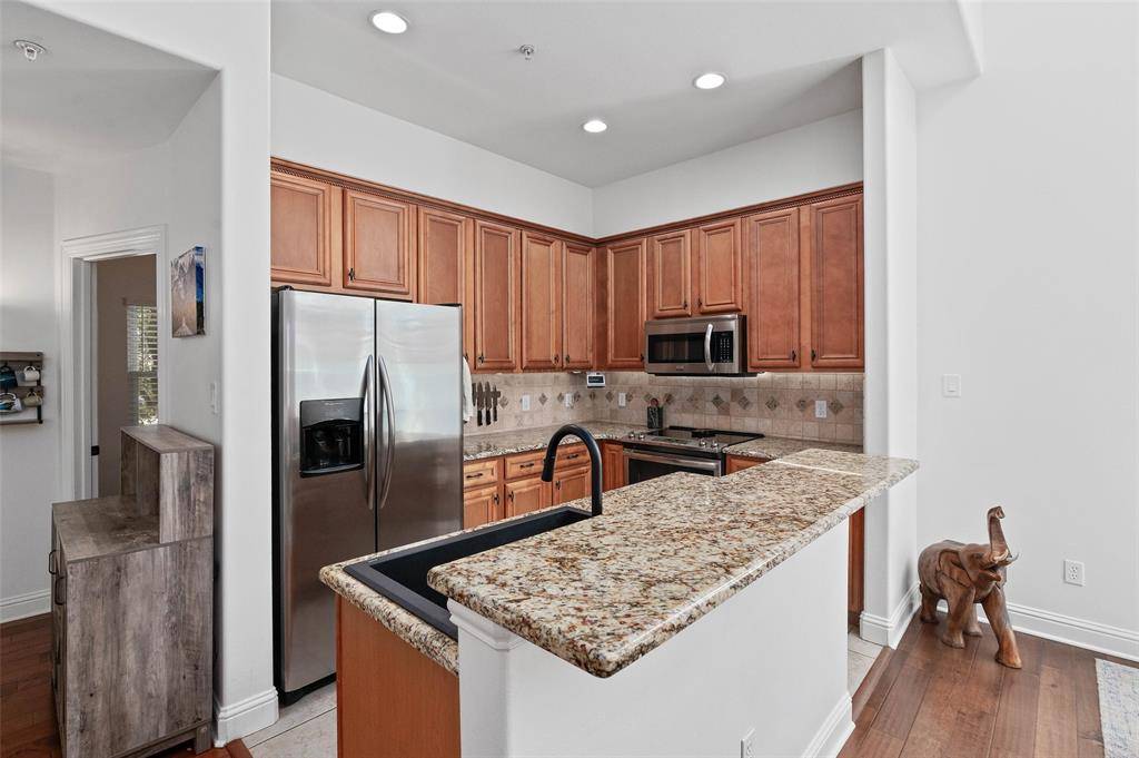 5609 Lindell Avenue #3, Dallas, TX 75206