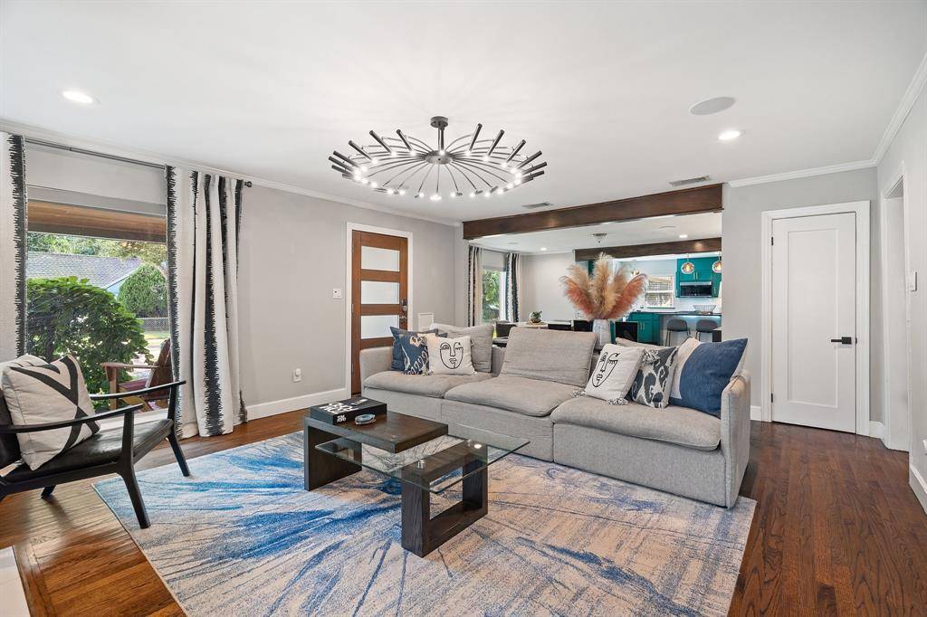 5308 Parkland Avenue, Dallas, TX 75235