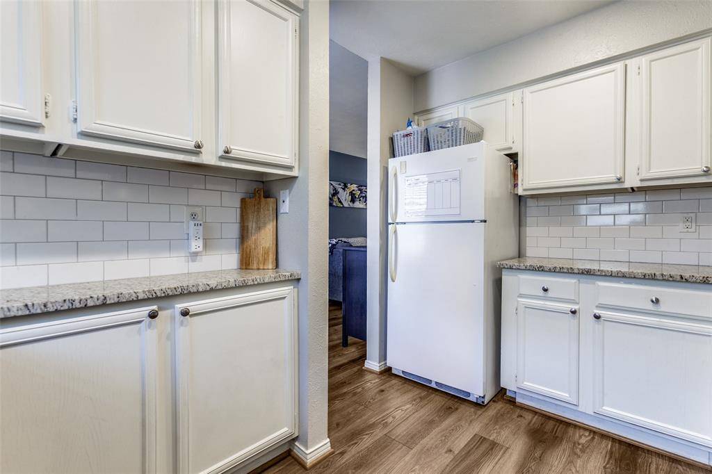 9910 Royal Lane #903, Dallas, TX 75231