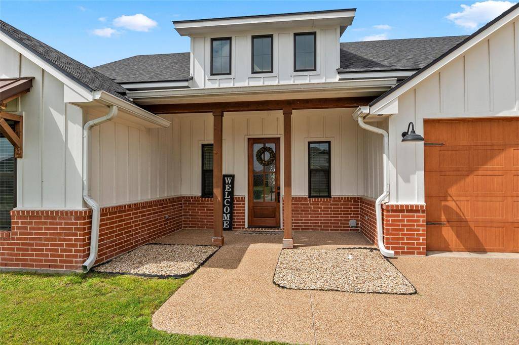 394 Cavitt Court, Robinson, TX 76706
