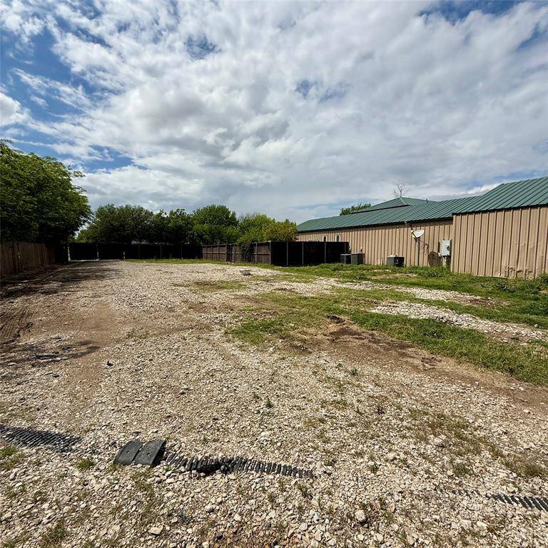 633 Rose Garden Drive #3, Mckinney, TX 75072