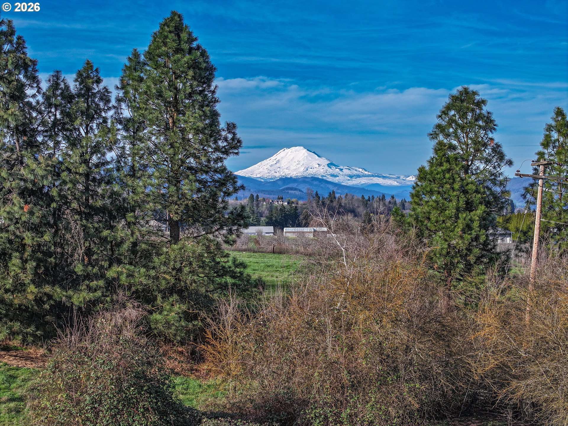 2739 WYEAST RD, Hood River, OR 97031