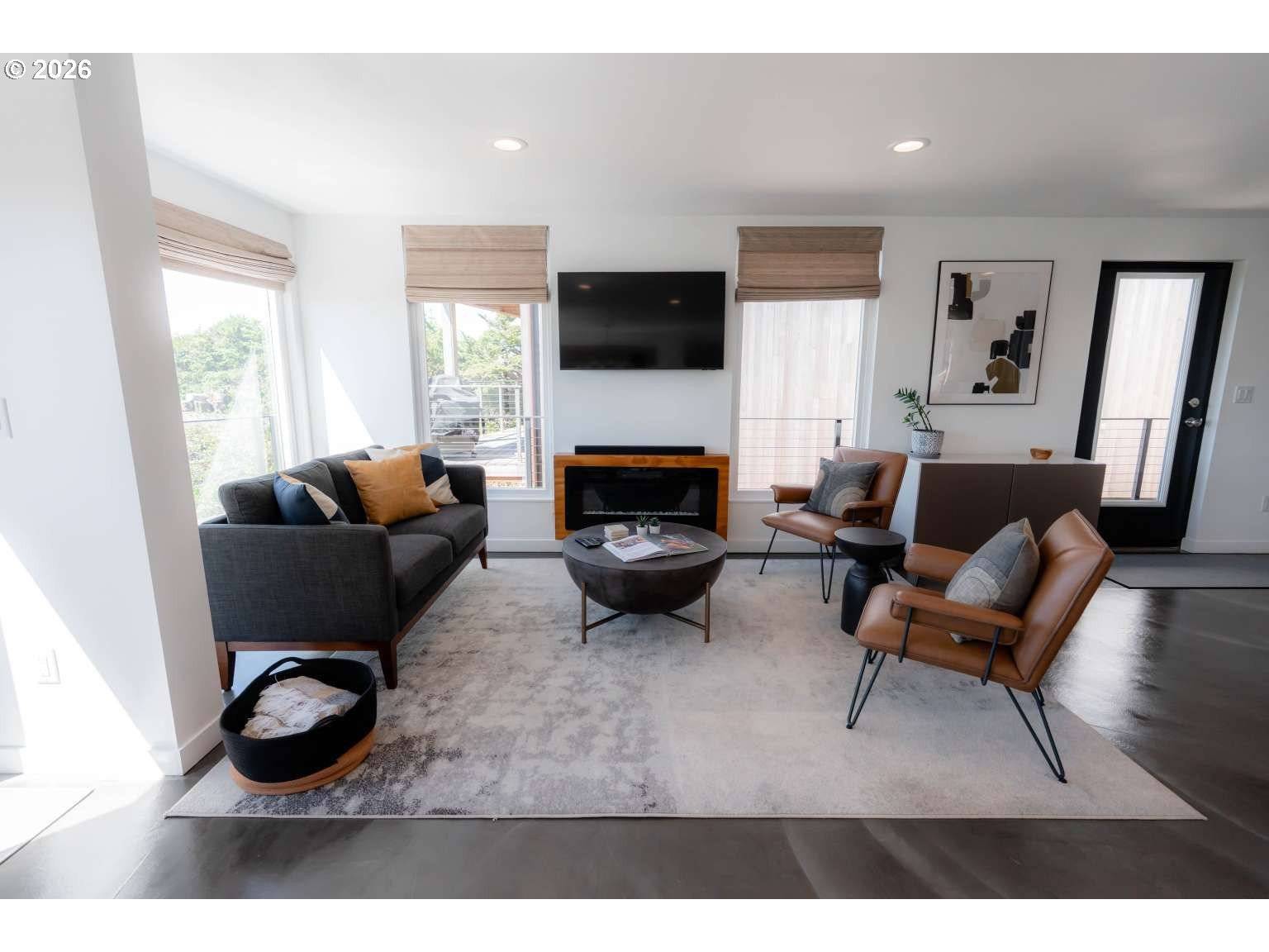 140 NW 23RD AVE, Rockaway Beach, OR 97136